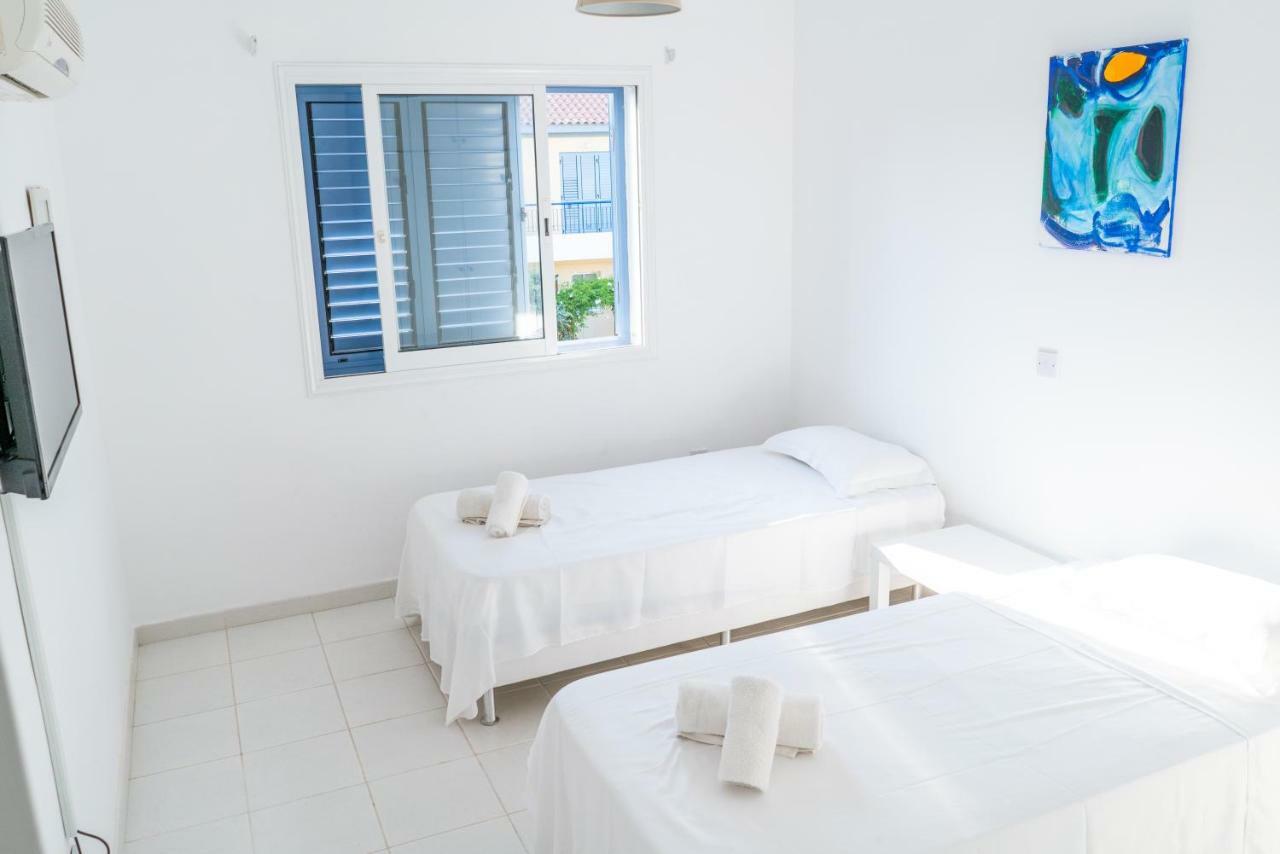 Paphos Helios Cottages מראה חיצוני תמונה